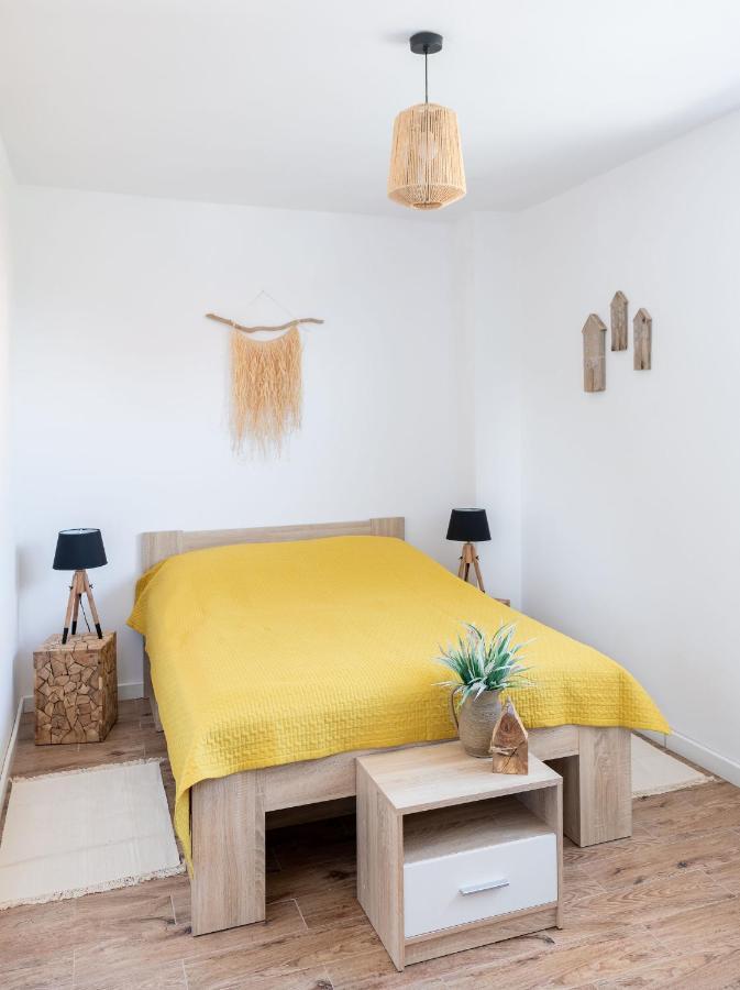 Dom Latarnika Apartment Jaroslawiec Luaran gambar